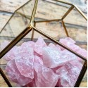 terariu cu cristale brute - cuart roz terariu cristale terariu cu cristale brute - cuart roz 4